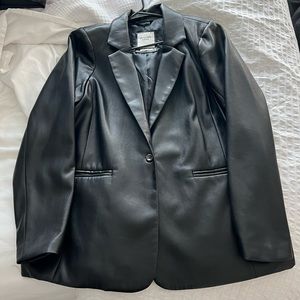 ABERCROMBIE VEGAN LEATHER BLAZER